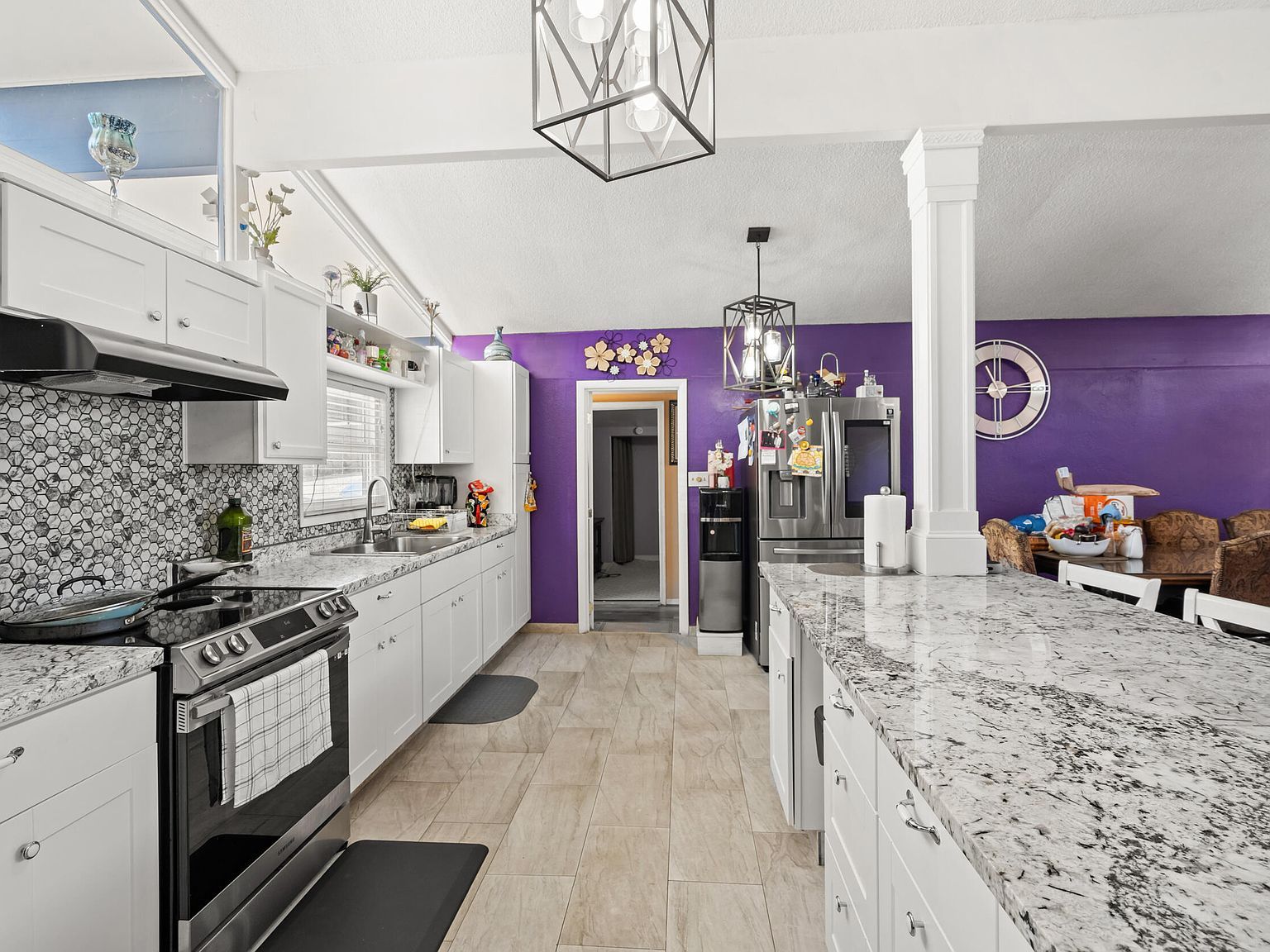 284 E Main St Eagle Pt, OR 97524 - Thumbnail 4