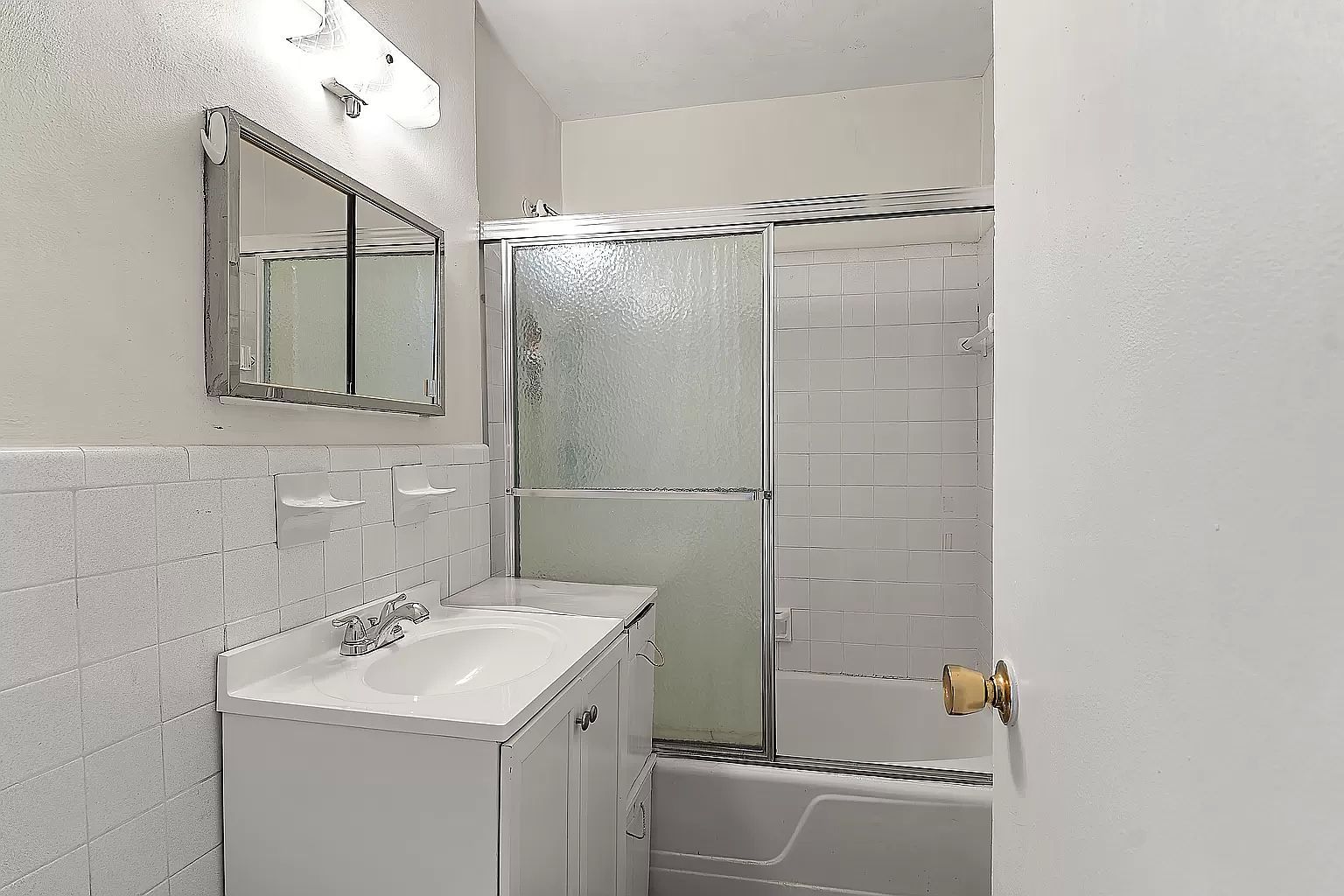 2015 Saint Paul Ave APT 6B Bronx, NY 10461 - Thumbnail 4