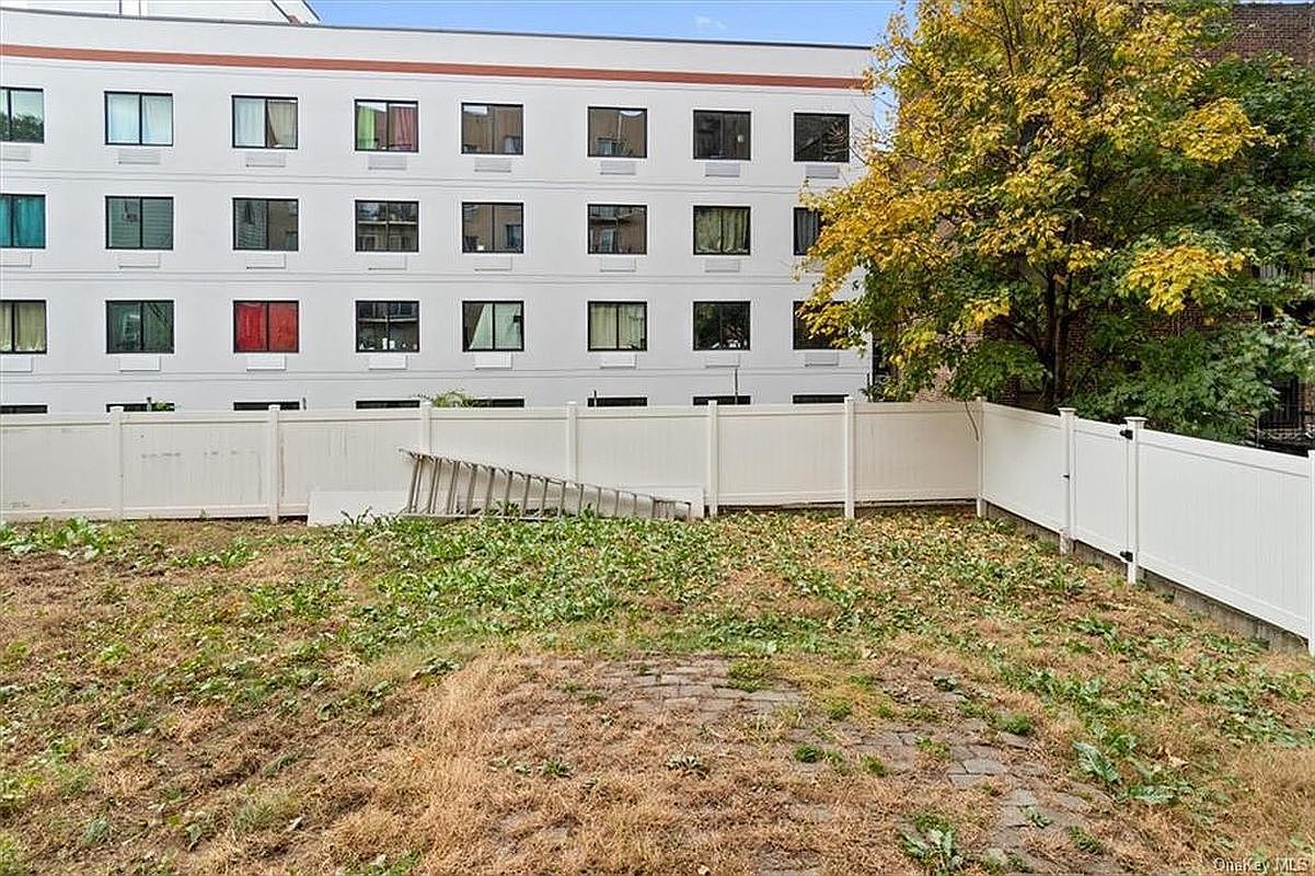 3101 Heath Ave APT 3A Bronx, NY 10463 - Thumbnail 4