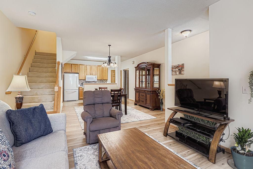 3772 Vermilion Ct S Eagan, MN 55122 - Thumbnail 4