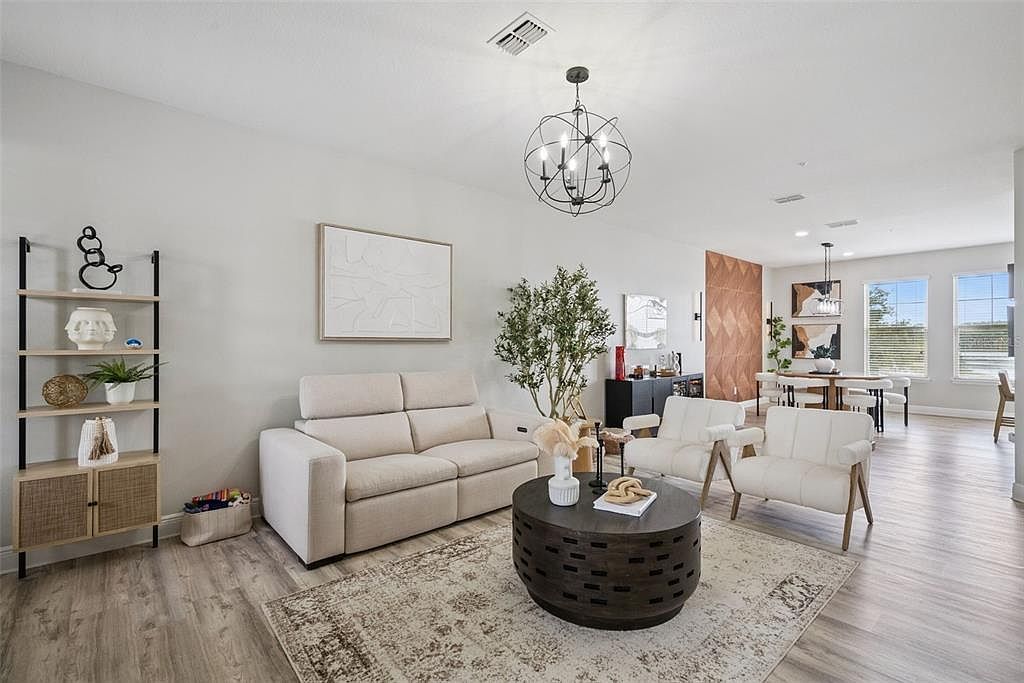 10554 Green Ivy Ln Orlando, FL 32832 - Thumbnail 4