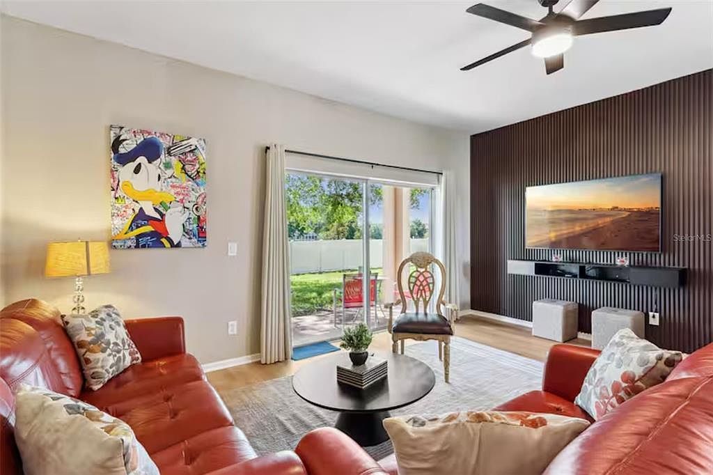 2204 Calabria Ave Davenport, FL 33897 - Thumbnail 4