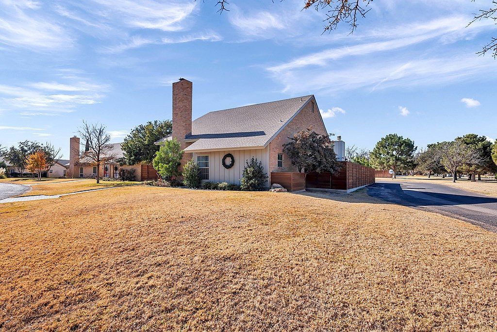 913 W Sorrell Ln Midland, TX 79705 - Thumbnail 4