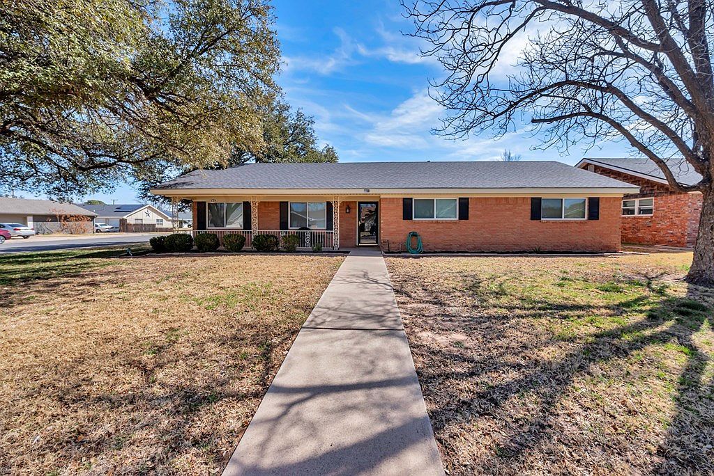 4301 Greenbriar Dr Midland, TX 79707 - Thumbnail 4