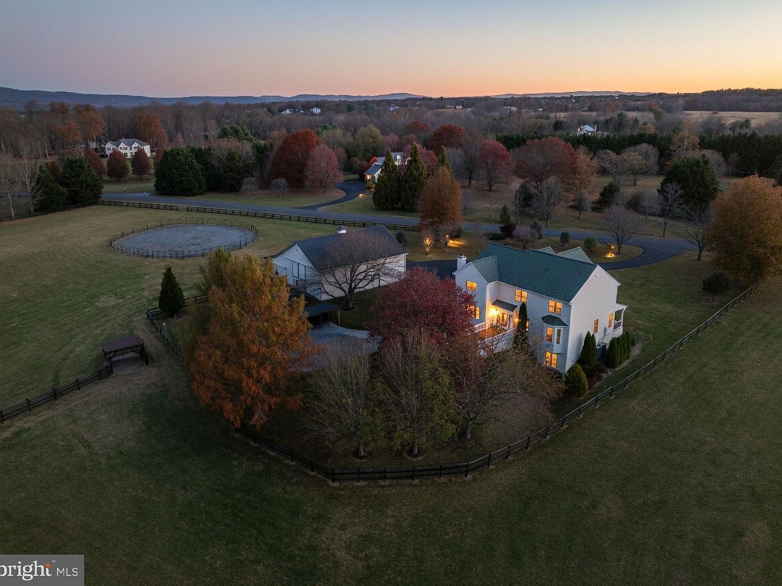 38607 Millstone Dr Purcellville, VA 20132 - Thumbnail 4