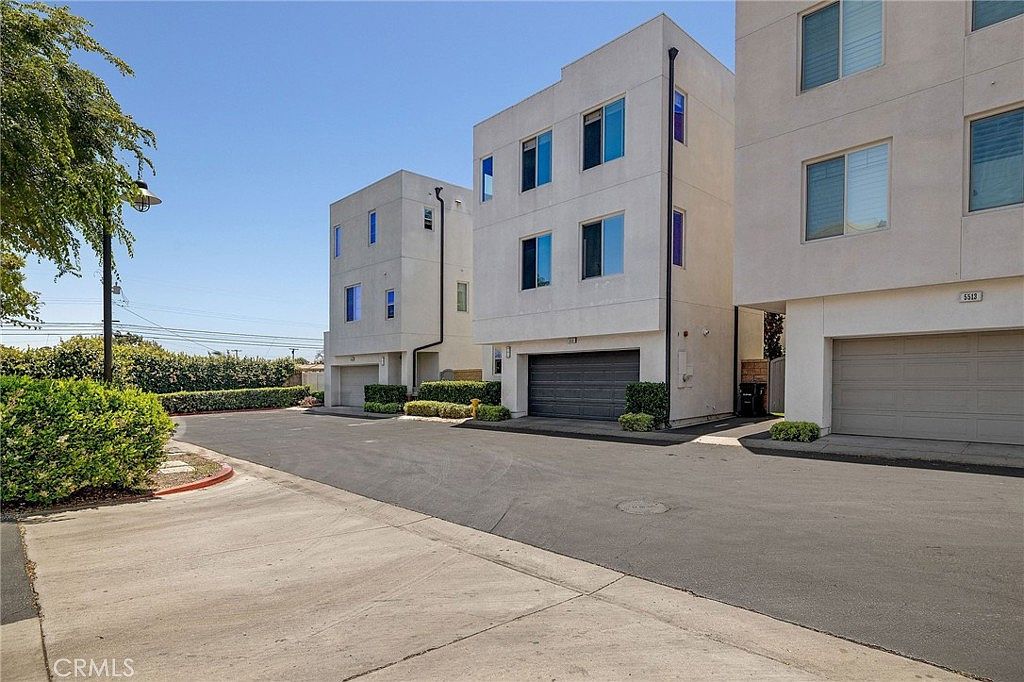 5515 Palm Dr Hawthorne, CA 90250 - Thumbnail 4