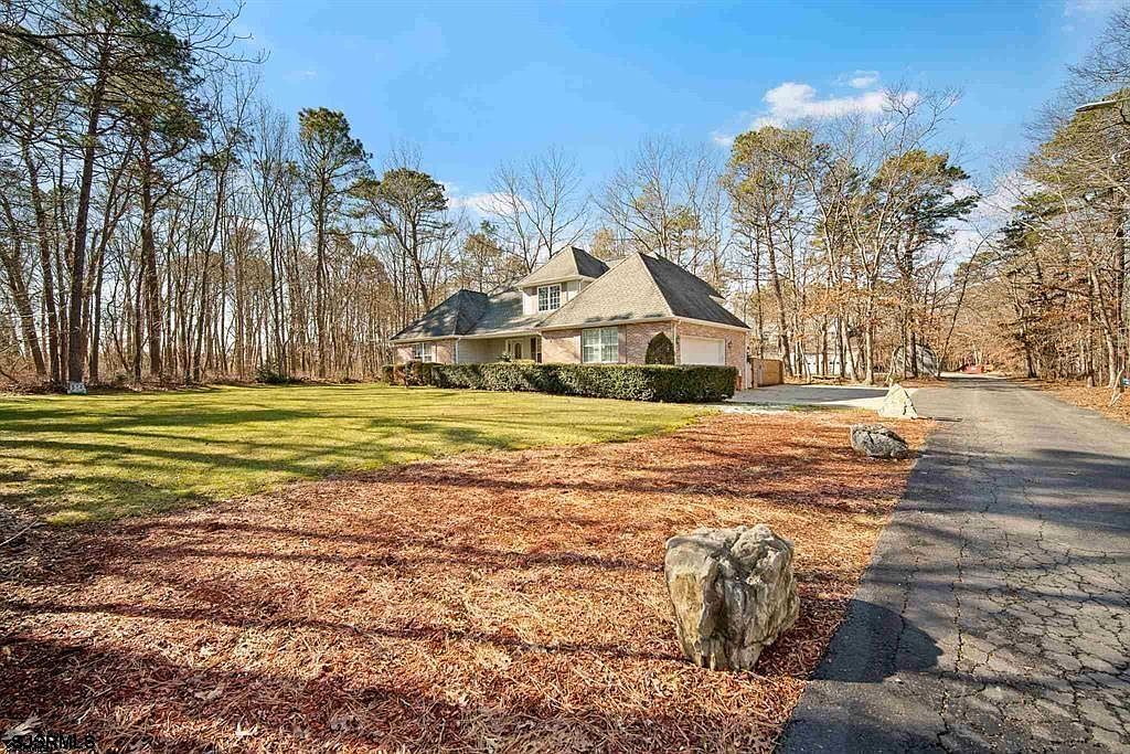 301-315 S Pitney Rd Absecon, NJ 08205 - Thumbnail 4