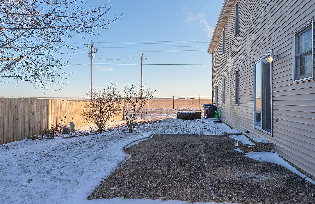 3514 Wilder Dr Bloomington, IL 61704 - Thumbnail 4