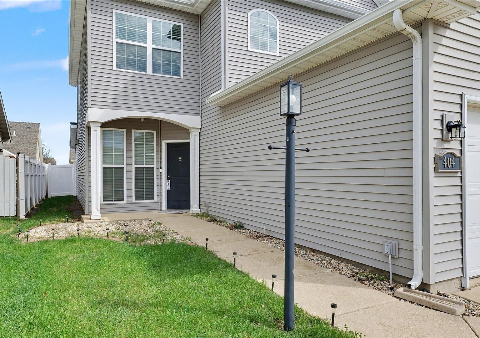 404 Krebs Dr Champaign, IL 61822 - Thumbnail 4