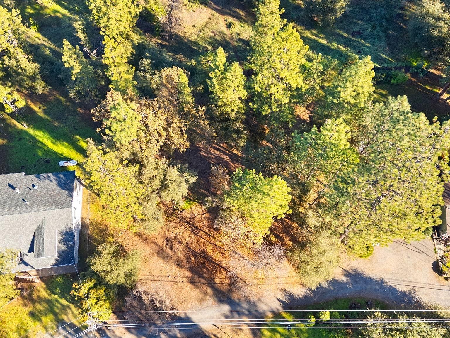 19426 Ferretti Rd Groveland, CA 95321 - Thumbnail 4