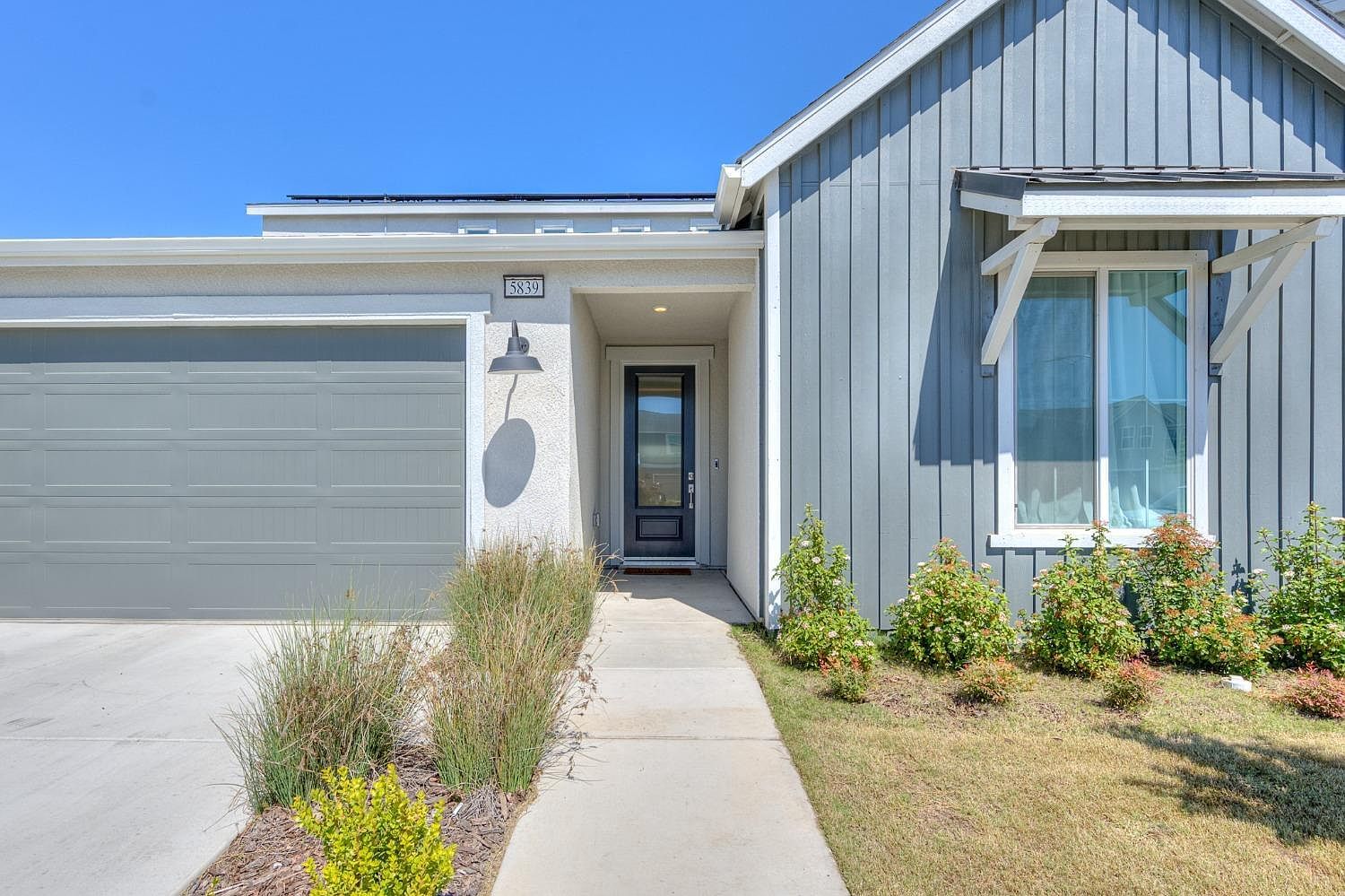 5839 E Belgravia Ave Fresno, CA 93727 - Thumbnail 4