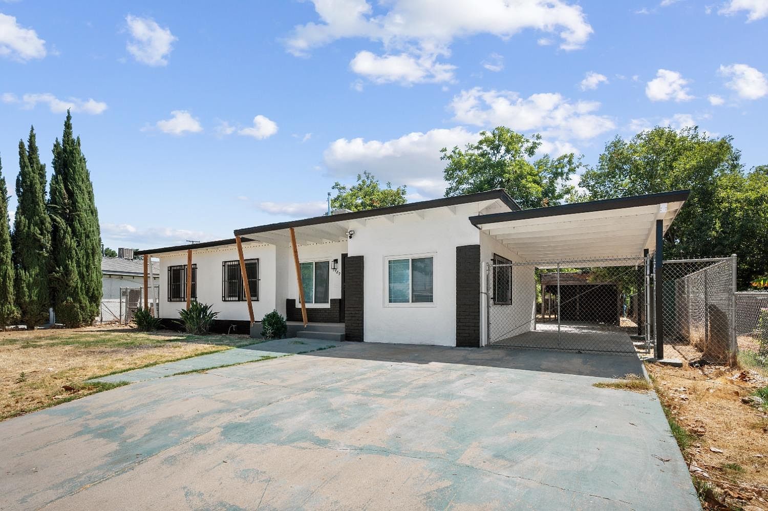 2489 S Poppy Ave Fresno, CA 93706 - Thumbnail 4