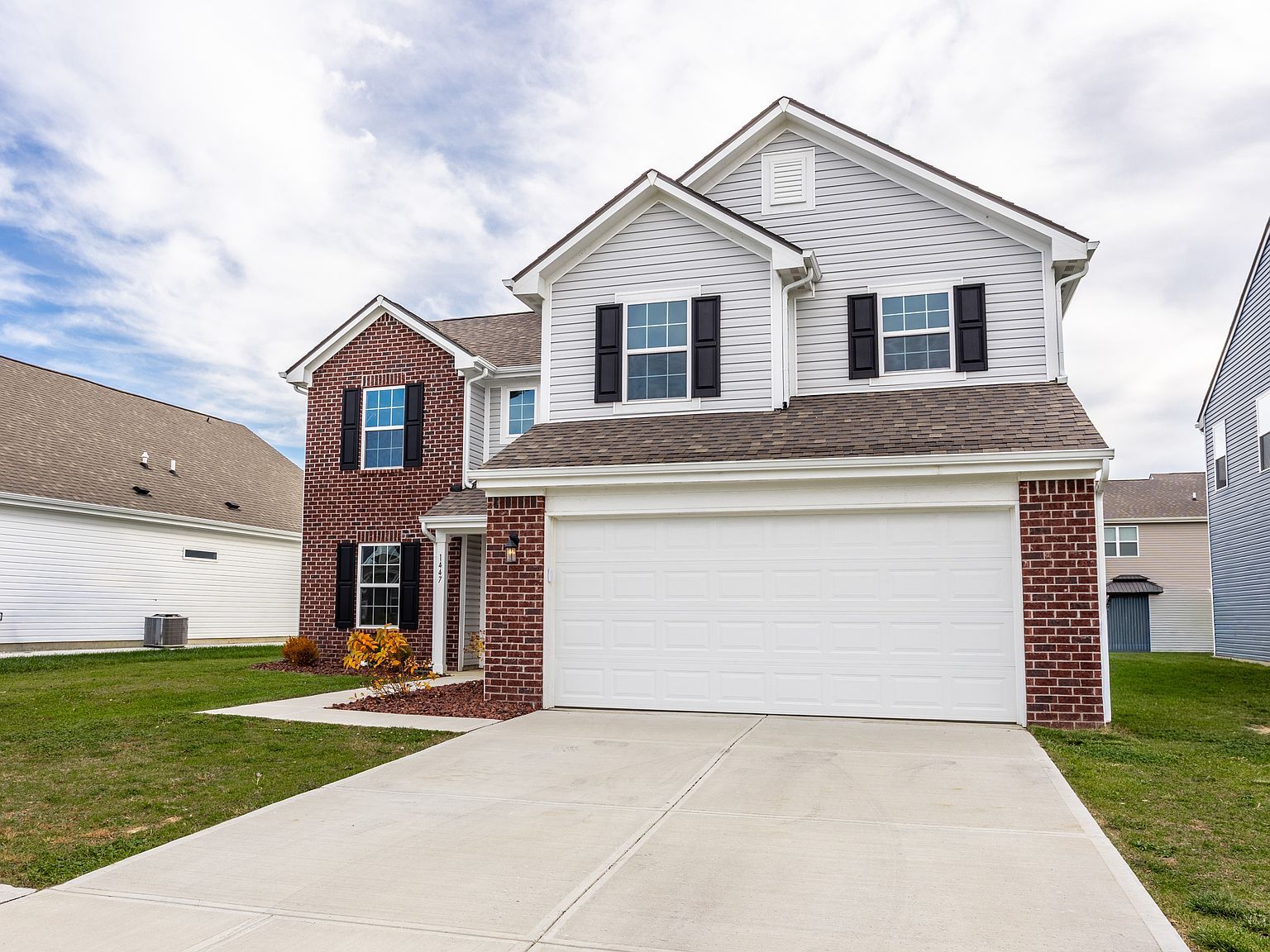 1447 Willow Tree Ln Sheridan, IN 46069 - Thumbnail 4