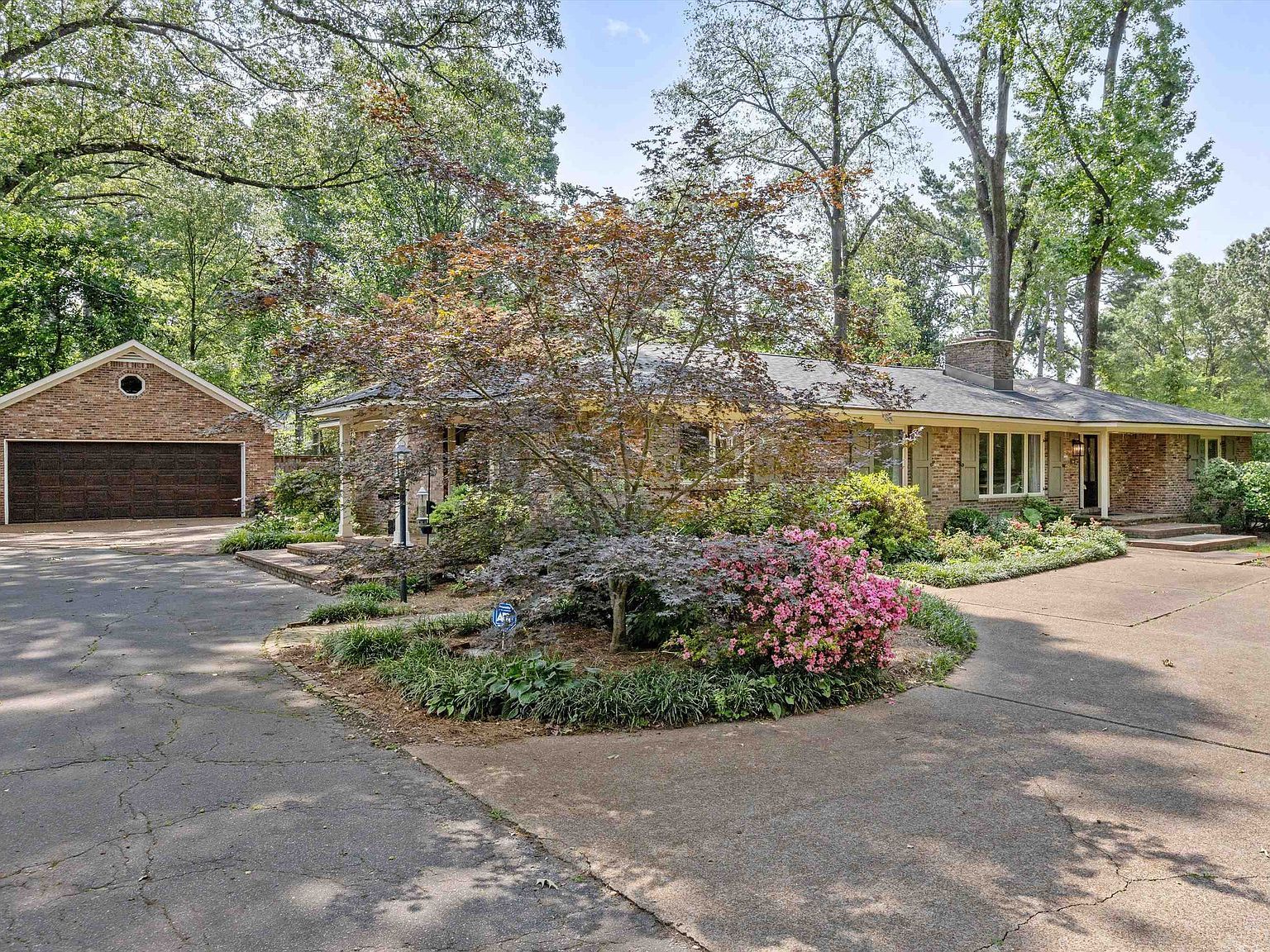 356 Waring Rd Memphis, TN 38117 - Thumbnail 4