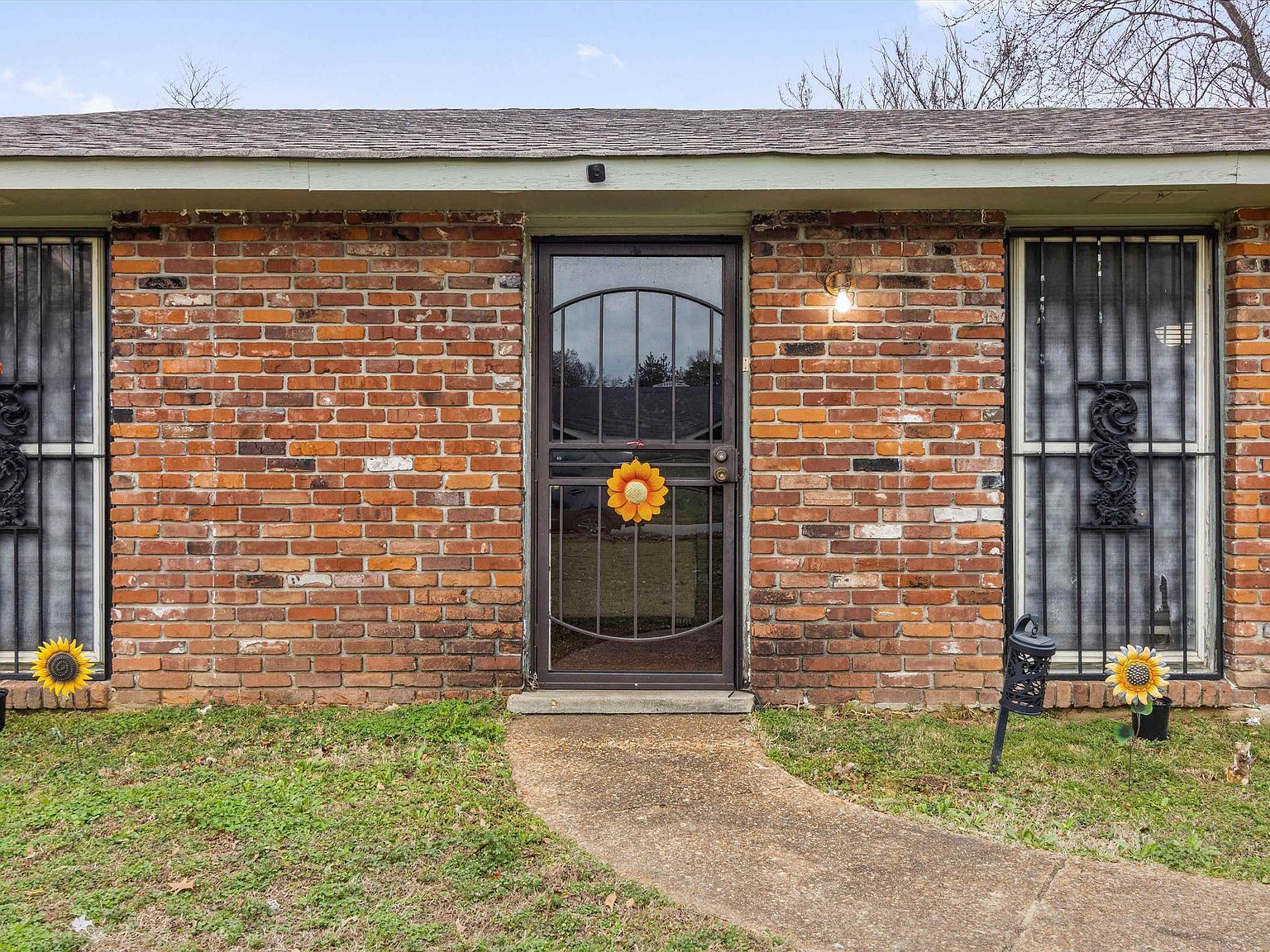 214 Ivan Rd Memphis, TN 38109 - Thumbnail 4