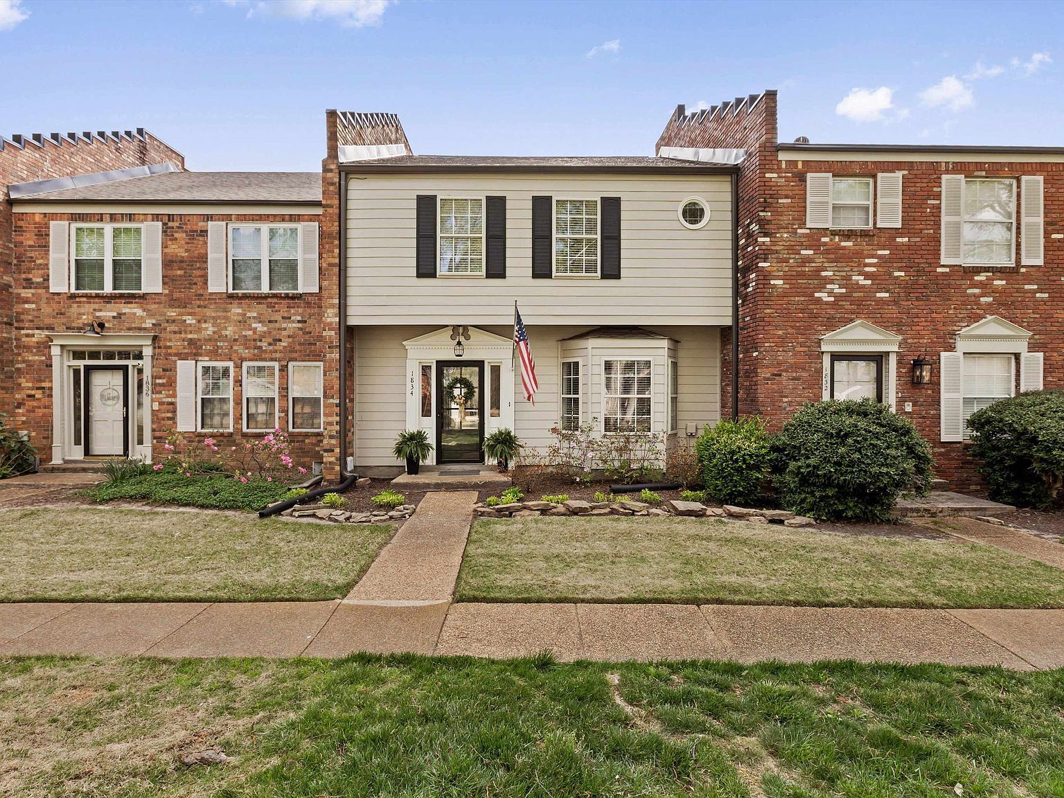 1834 Hunters Creek Dr Germantown, TN 38138 - Thumbnail 4