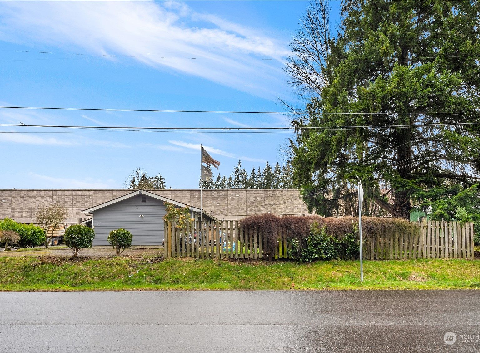 9505 Slater Ave NE Kirkland, WA 98033 - Thumbnail 4