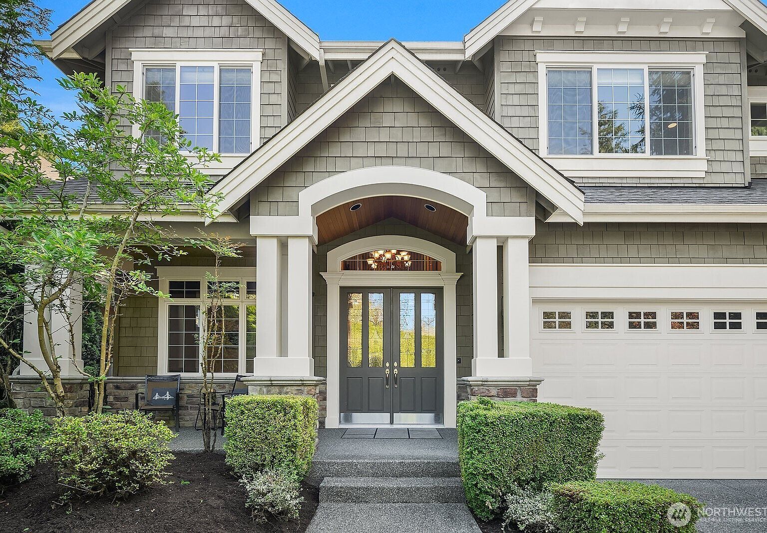 2098 211th Pl SE Sammamish, WA 98075 - Thumbnail 4