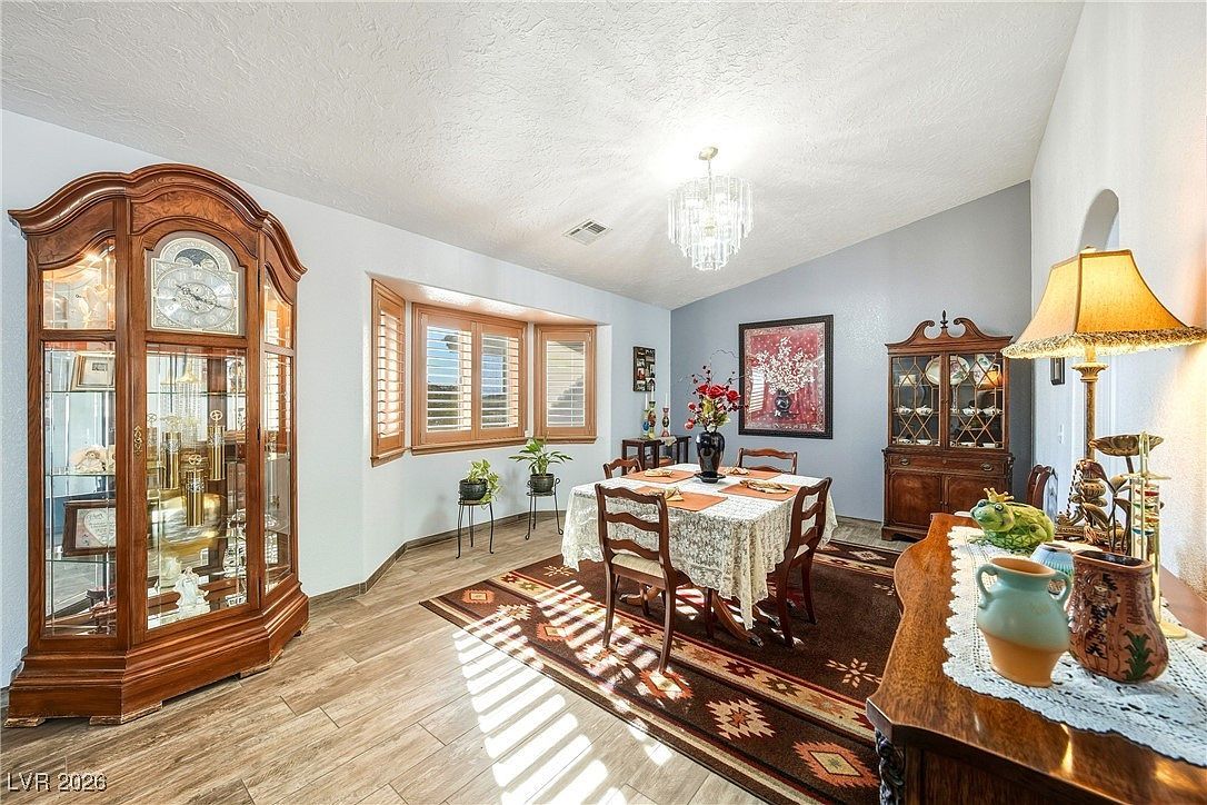 2060 Red Rock Dr Pahrump, NV 89048 - Thumbnail 4