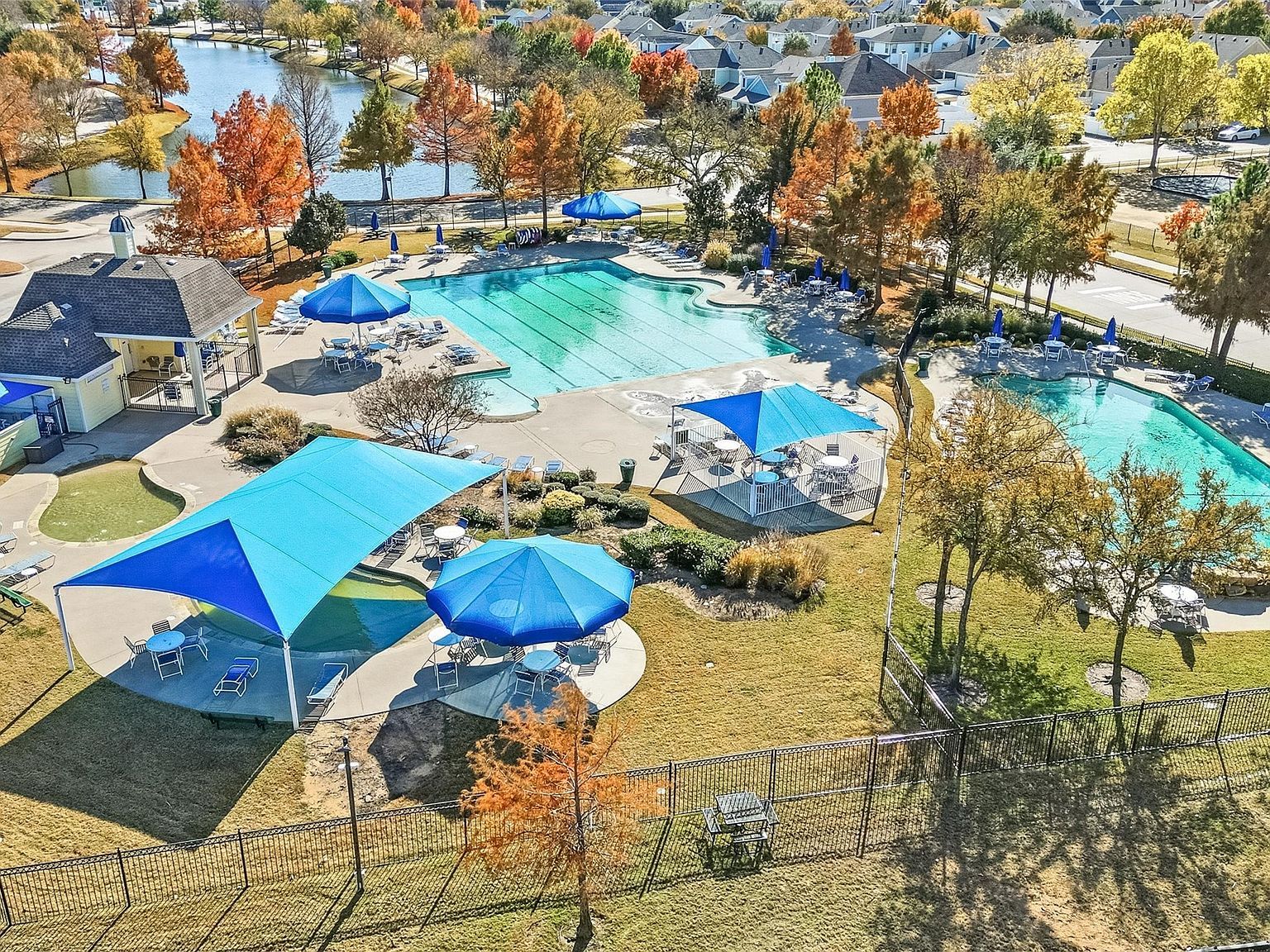 9201 Benevolent Ct Providence Village, TX 76227 - Thumbnail 4