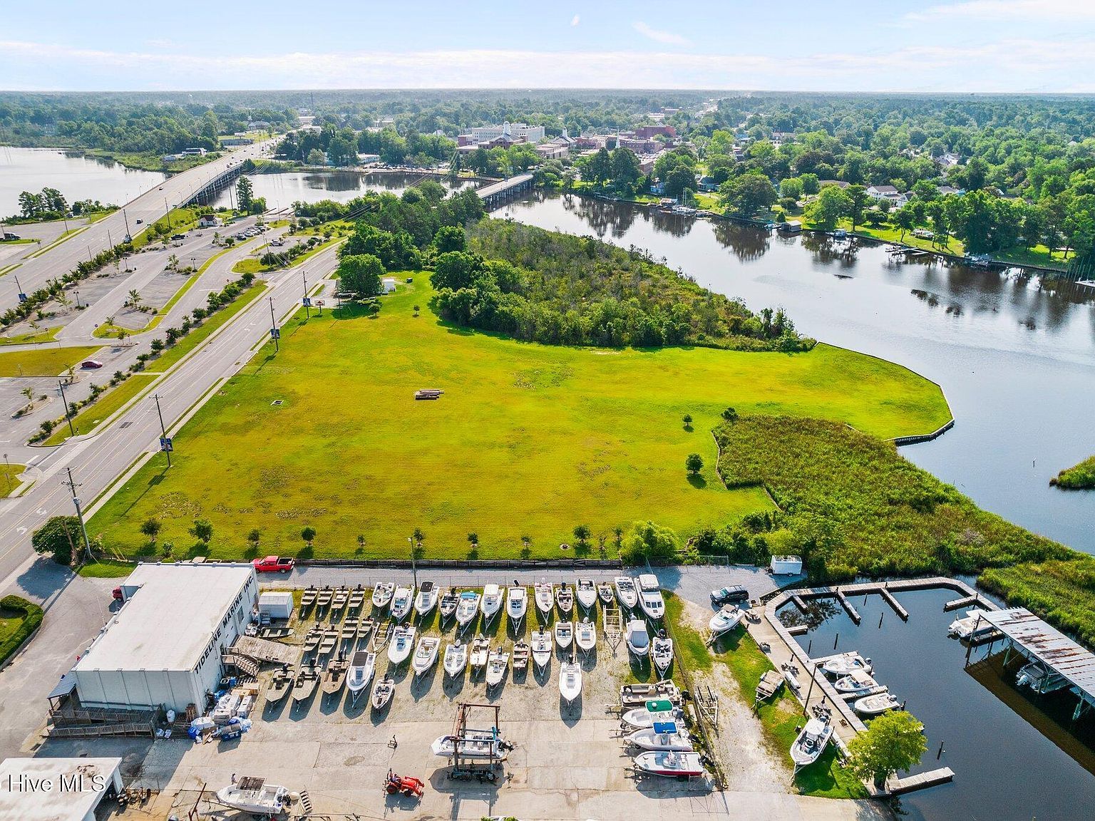 147 NW Old Bridge St Jacksonville, NC 28540 - Thumbnail 4