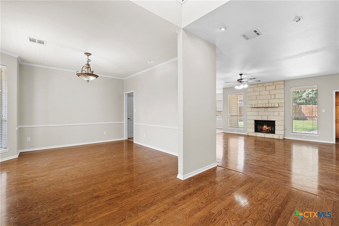 1412 Indian Trl Salado, TX 76571 - Thumbnail 4