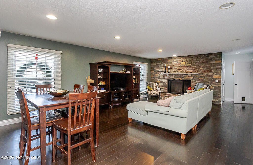 805 Roche De Bouef Ct Waterville, OH 43566 - Thumbnail 4