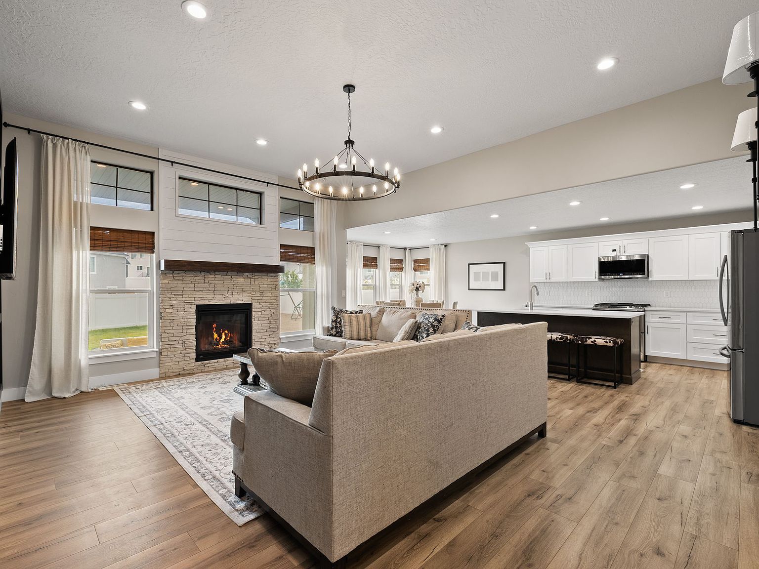 765 W Vista View Dr Grantsville, UT 84029 - Thumbnail 4