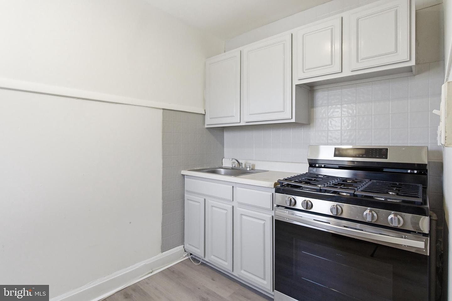 1509 Filbert St Baltimore, MD 21226 - Thumbnail 4