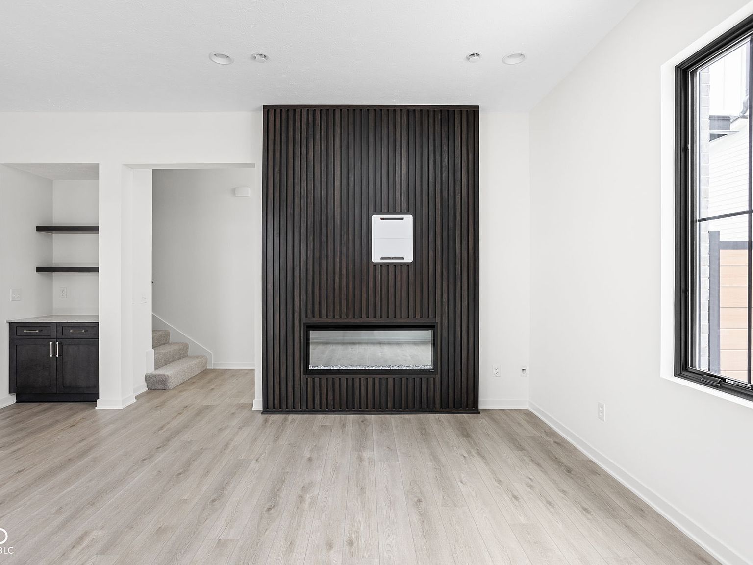 1676 Coach Dr Westfield, IN 46074 - Thumbnail 4