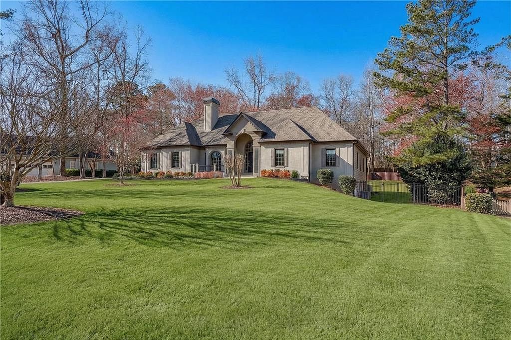 4211 Edgeworth Dr Flowery Branch, GA 30542 - Thumbnail 4