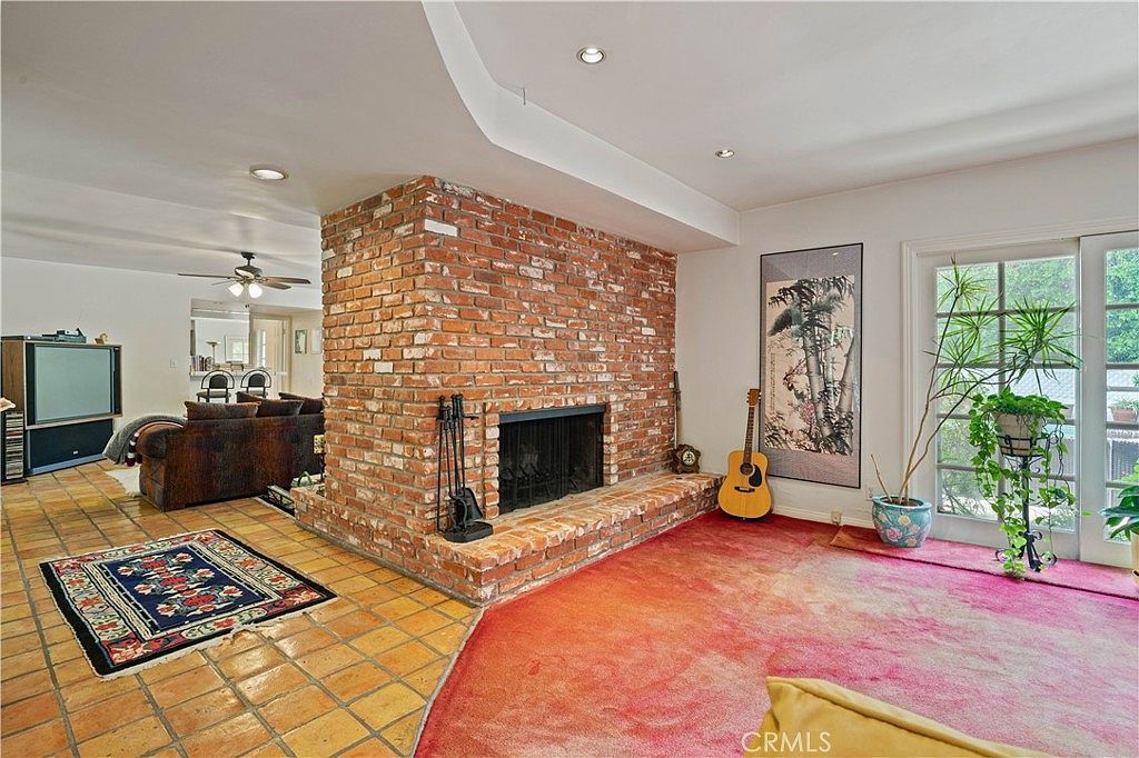 3004 Laurel Canyon Blvd Studio City, CA 91604 - Thumbnail 4