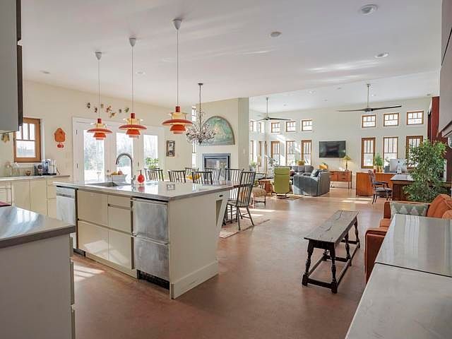 1845 Hatch School Rd Brattleboro, VT 05301 - Thumbnail 4