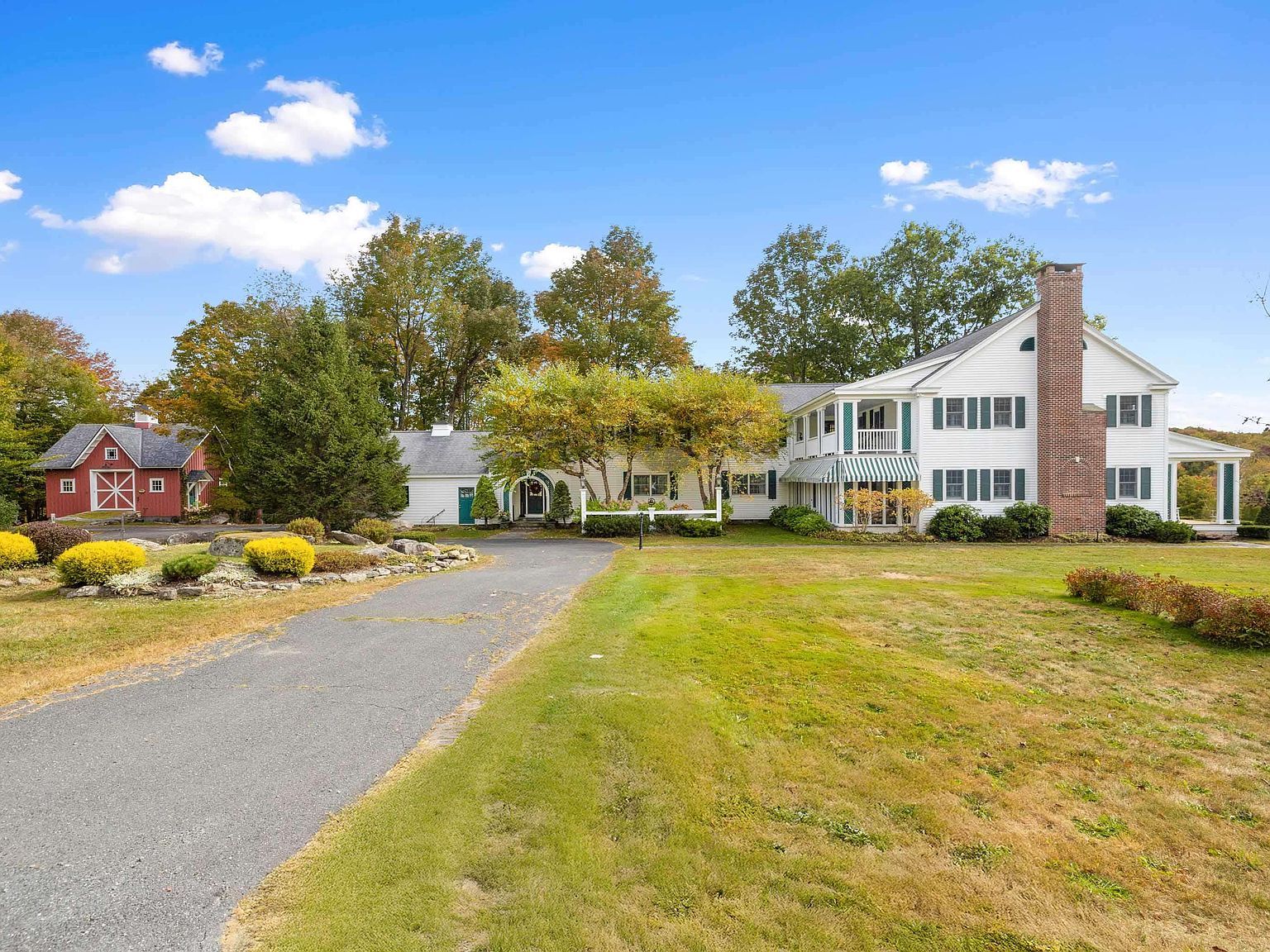 56 Handle Rd West Dover, VT 05356 - Thumbnail 4