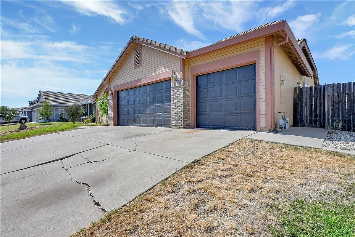 2021 Nand Dr Yuba City, CA 95993 - Thumbnail 4