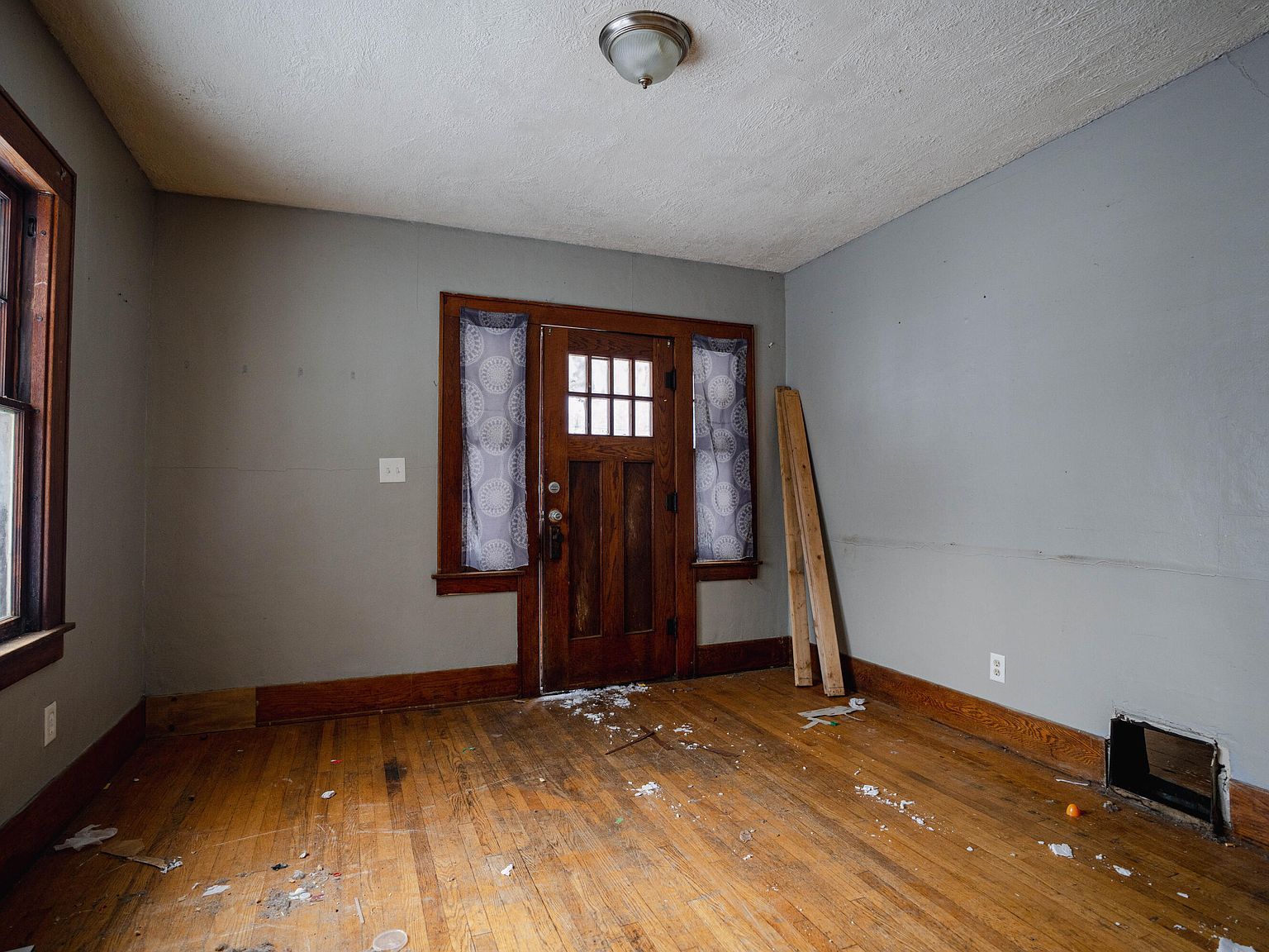 1522 Robertson Ave Lansing, MI 48915 - Thumbnail 4