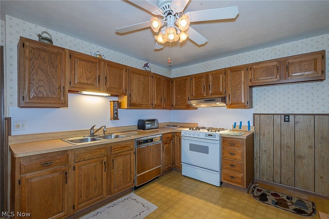 12002 Paul Ave Cleveland, OH 44106 - Thumbnail 4