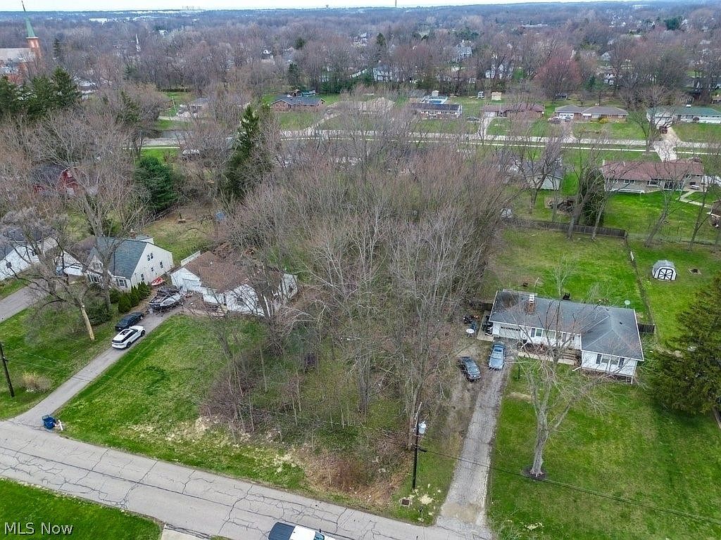 36870 Bauerdale Ave Avon, OH 44011 - Thumbnail 4