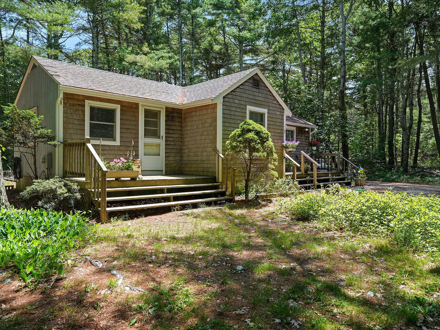 21 Clay Pit Rd Edgartown, MA 02539 - Thumbnail 4