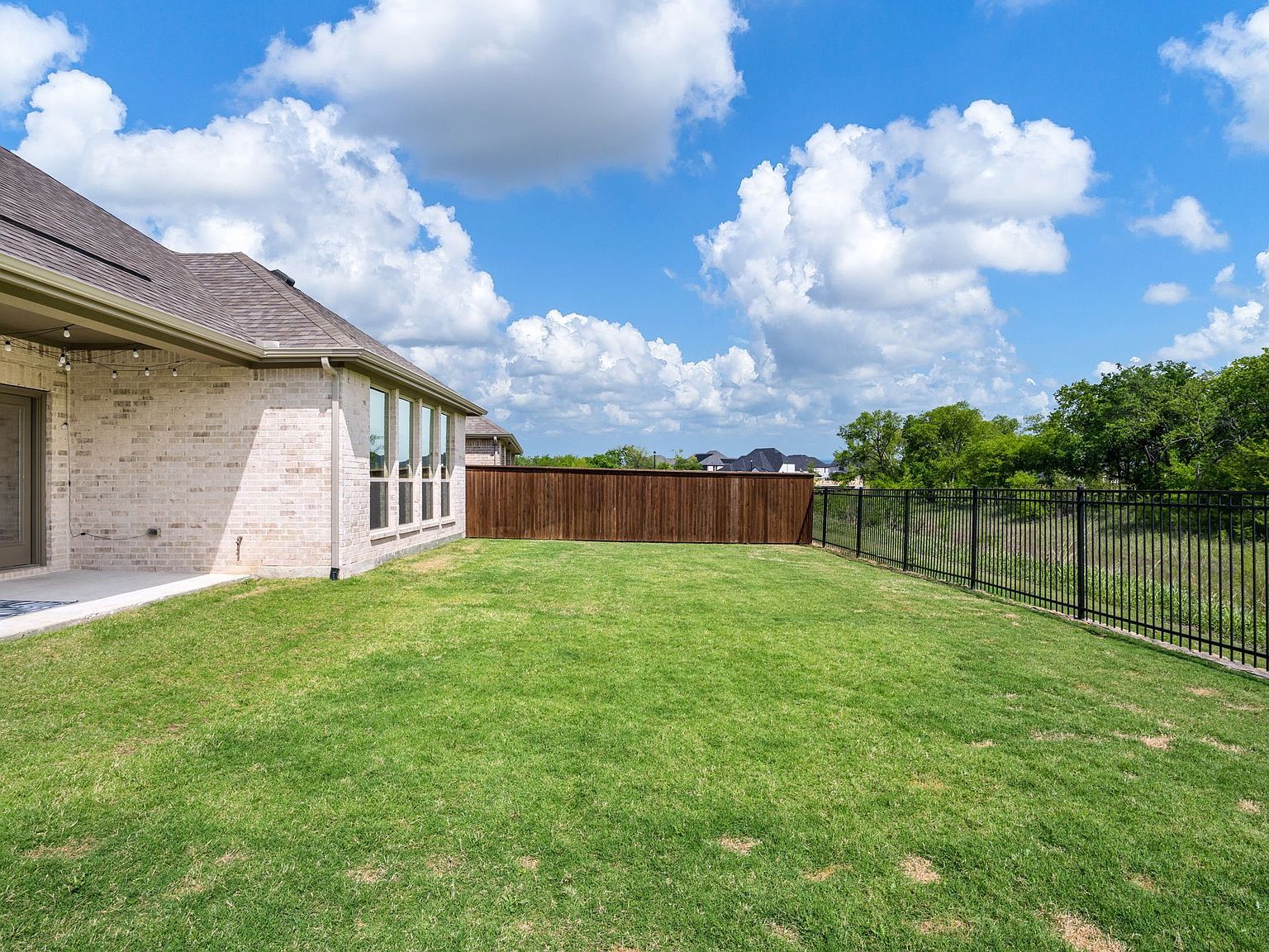 3416 Crescent Ln Celina, TX 75009 - Thumbnail 4