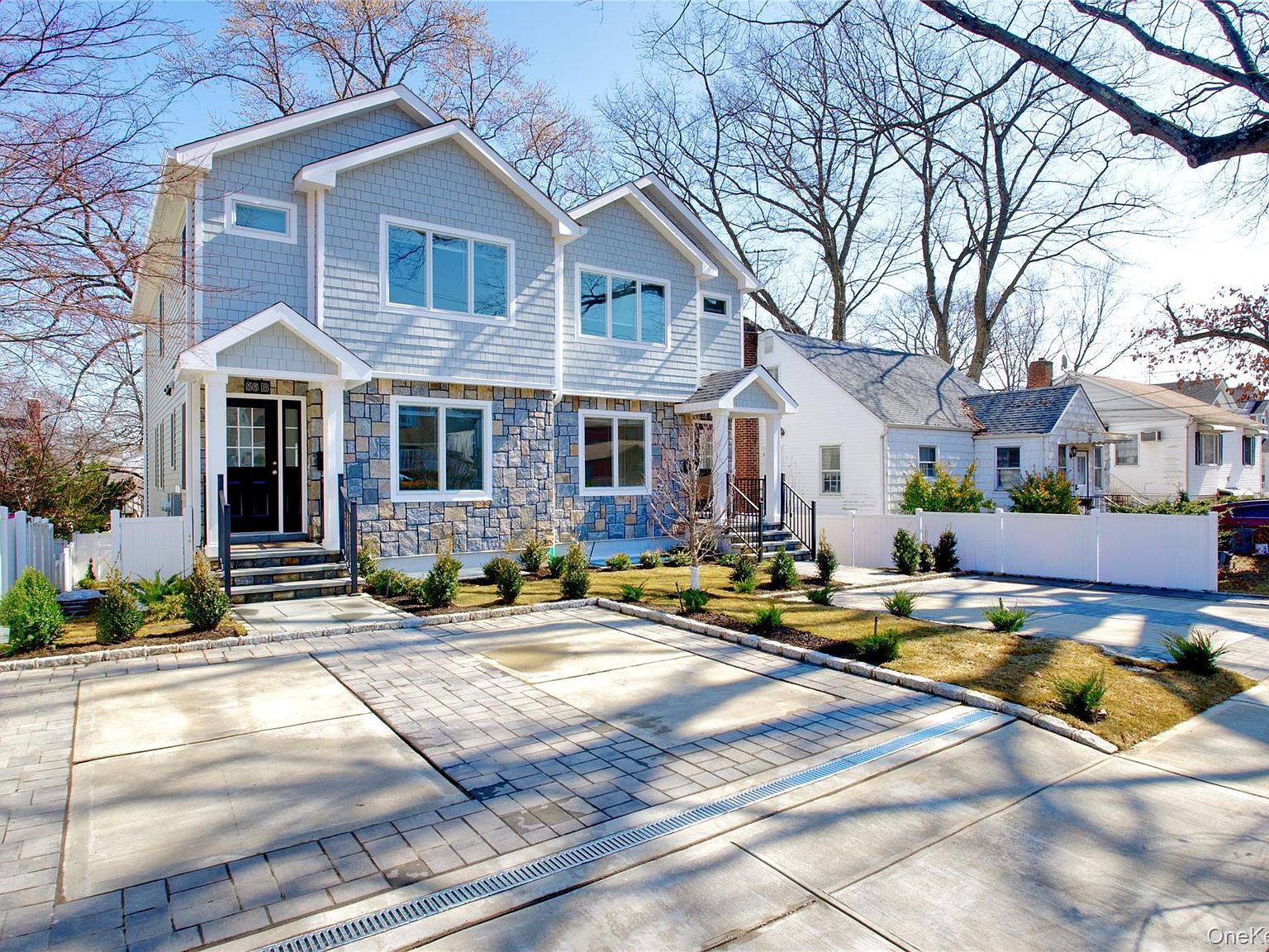 56 Kirkwood Rd Port Washington, NY 11050 - Thumbnail 4