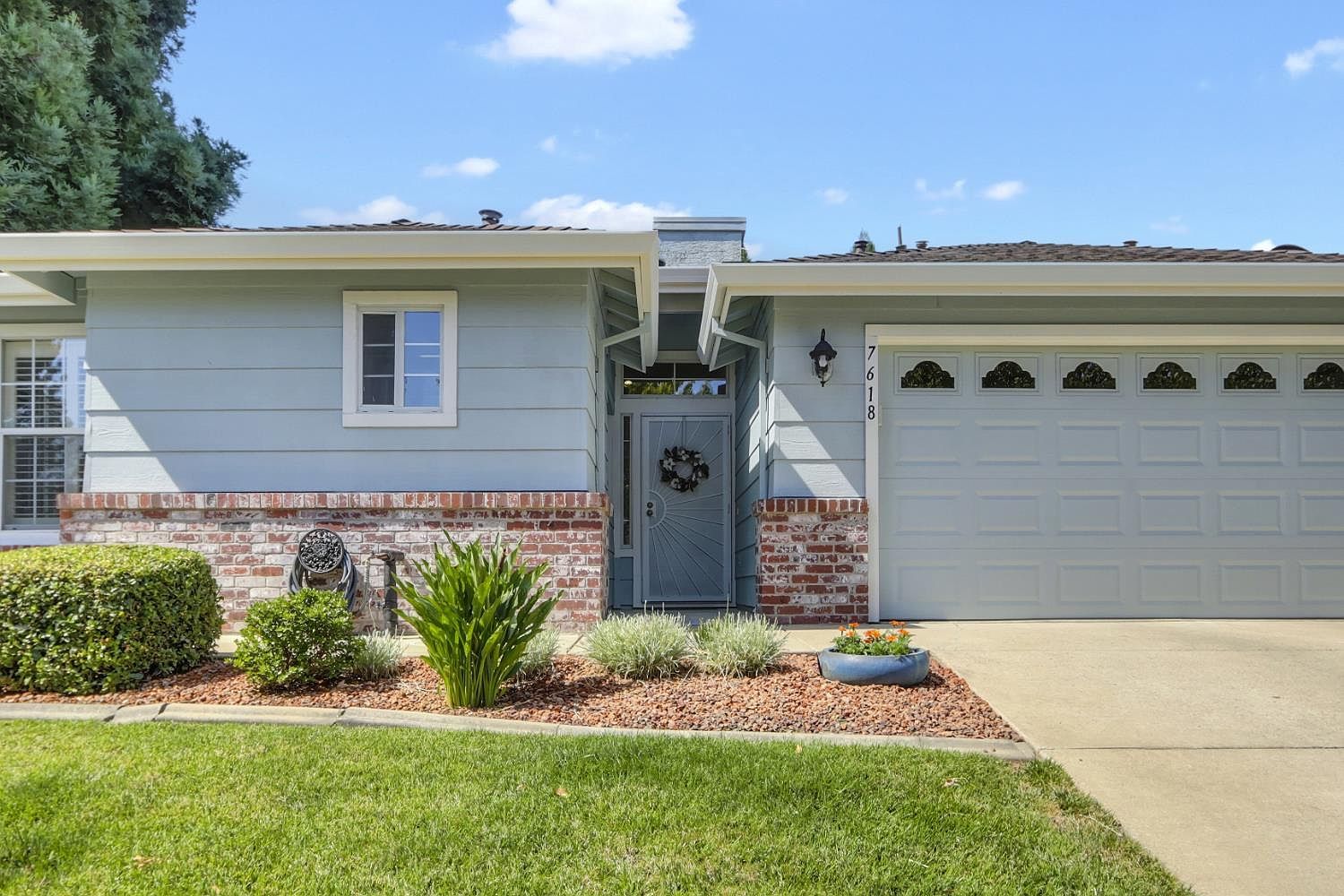 7618 Sunvaught Ln Sacramento, CA 95828 - Thumbnail 4