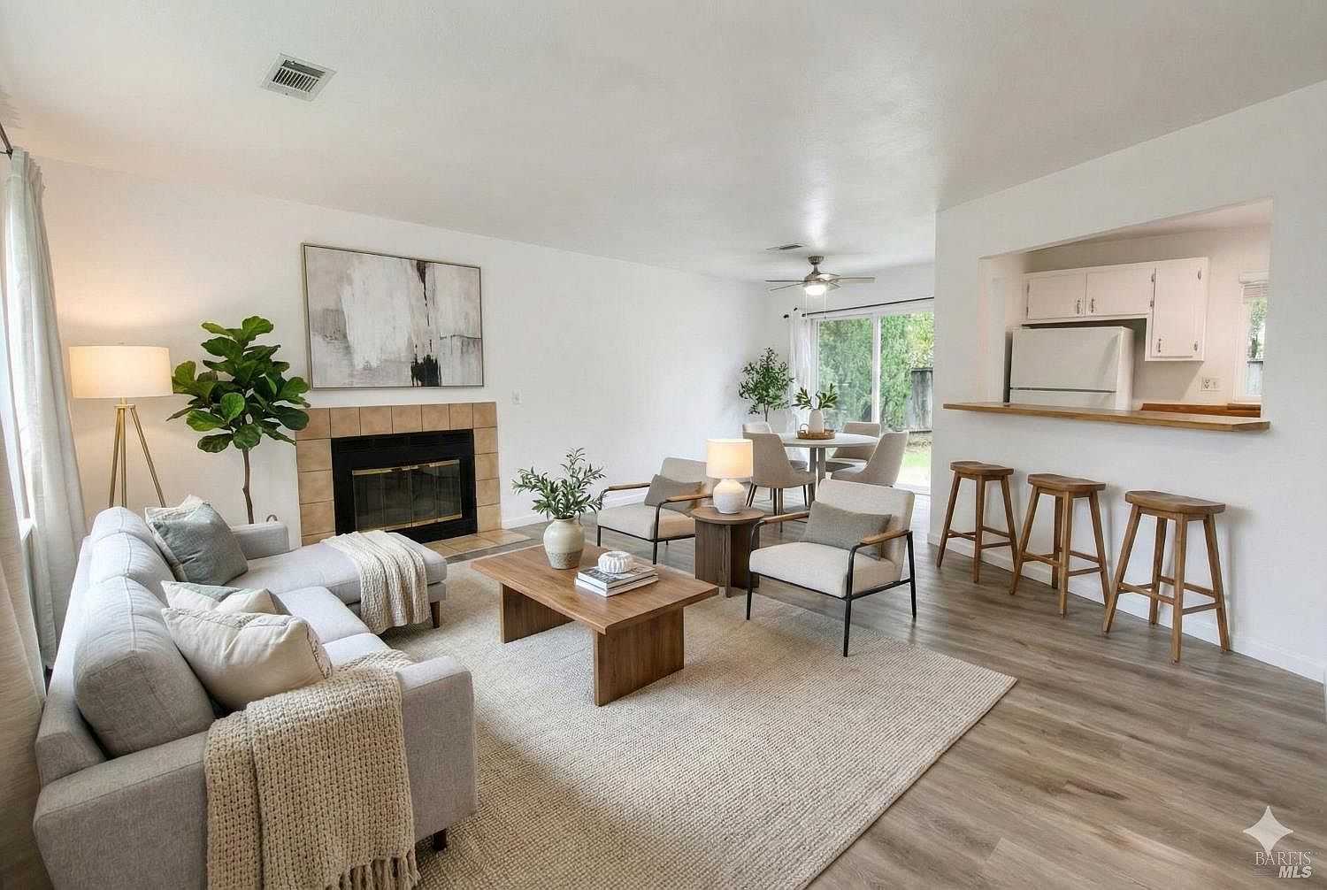 550 W Creekside Cir Dixon, CA 95620 - Thumbnail 4