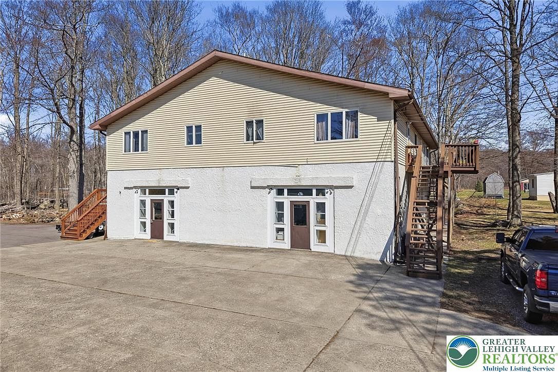 304 Drinker Tpke Covington Township, PA 18424 - Thumbnail 4