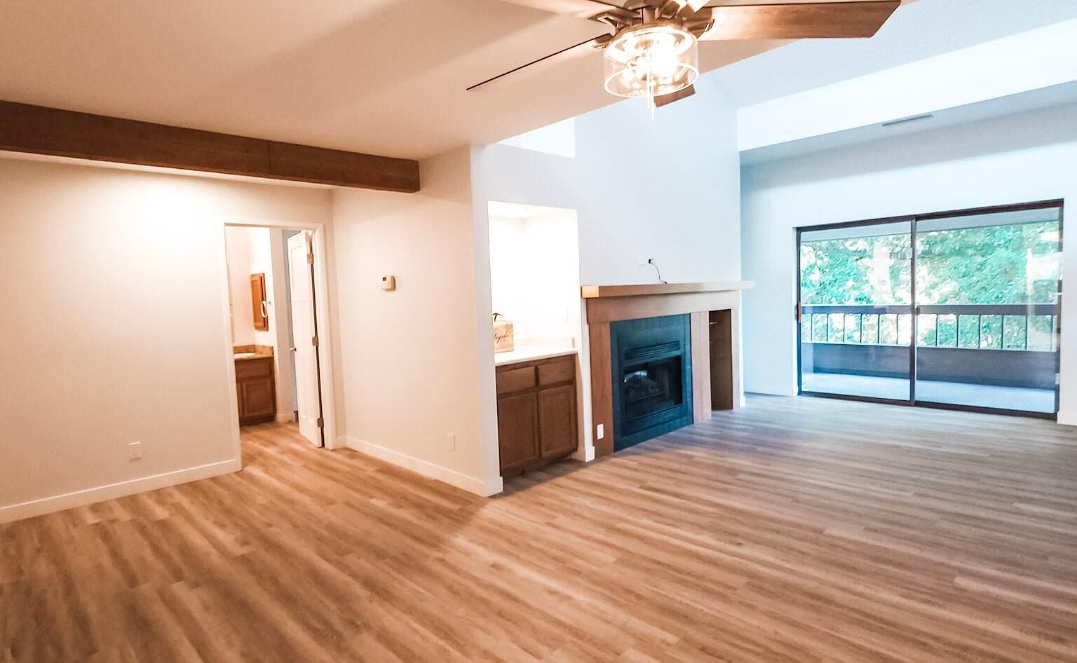 115 Rogue River Hwy APT 302 Grants Pass, OR 97527 - Thumbnail 4