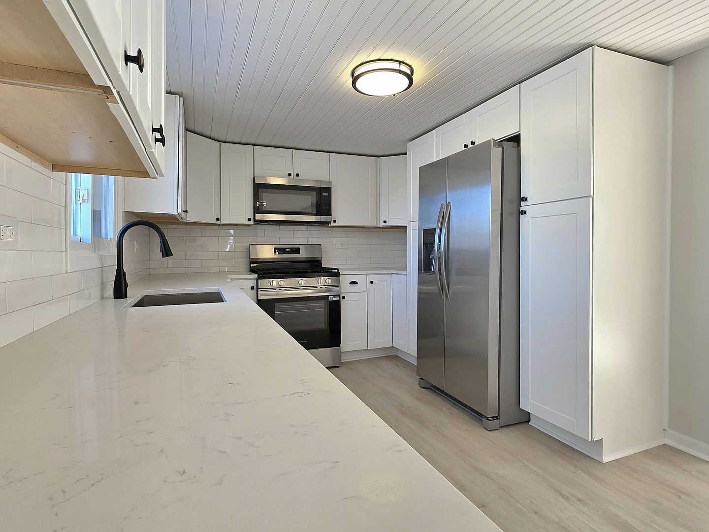 946 W Arlington Ln Crete, IL 60417 - Thumbnail 4