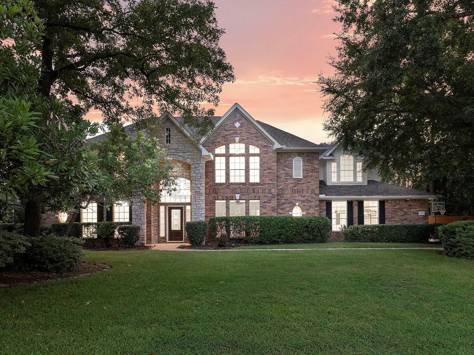 13276 Brookfield Ln Conroe, TX 77302 - Thumbnail 4