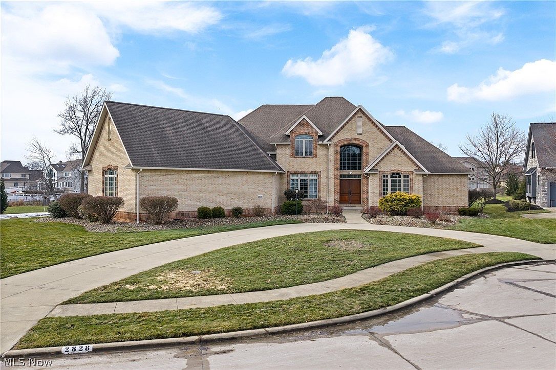 2828 Steelwood Cir Akron, OH 44312 - Thumbnail 4