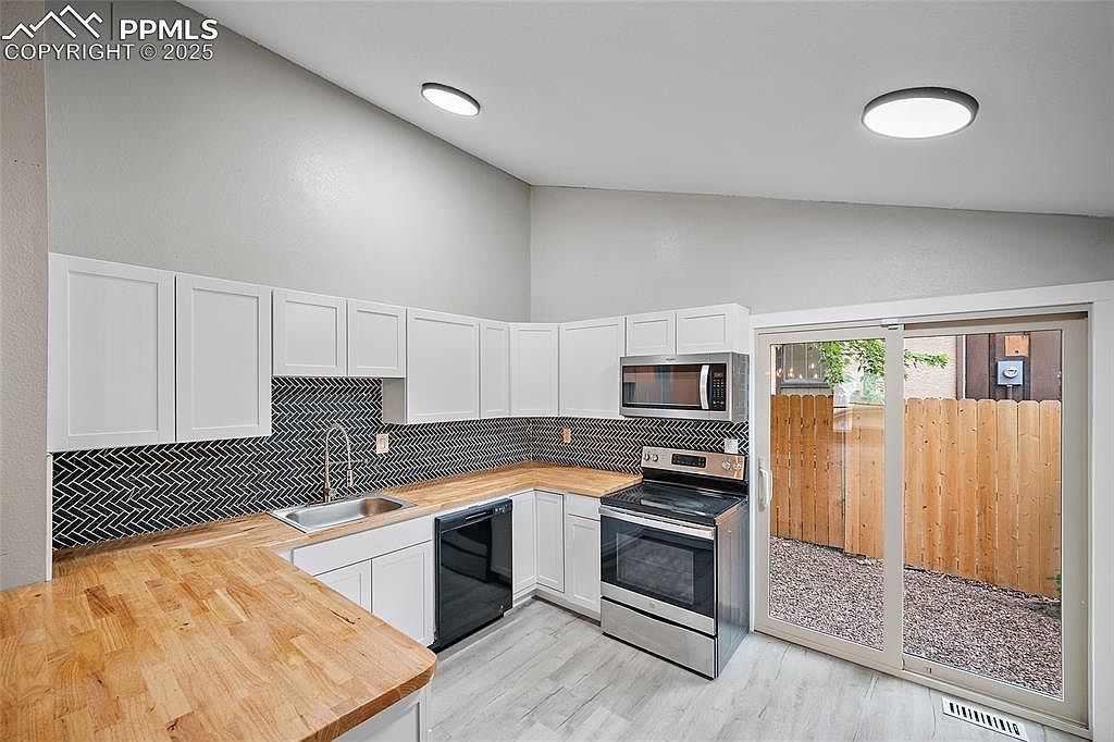 4408 Winding Cir Colorado Springs, CO 80917 - Thumbnail 4