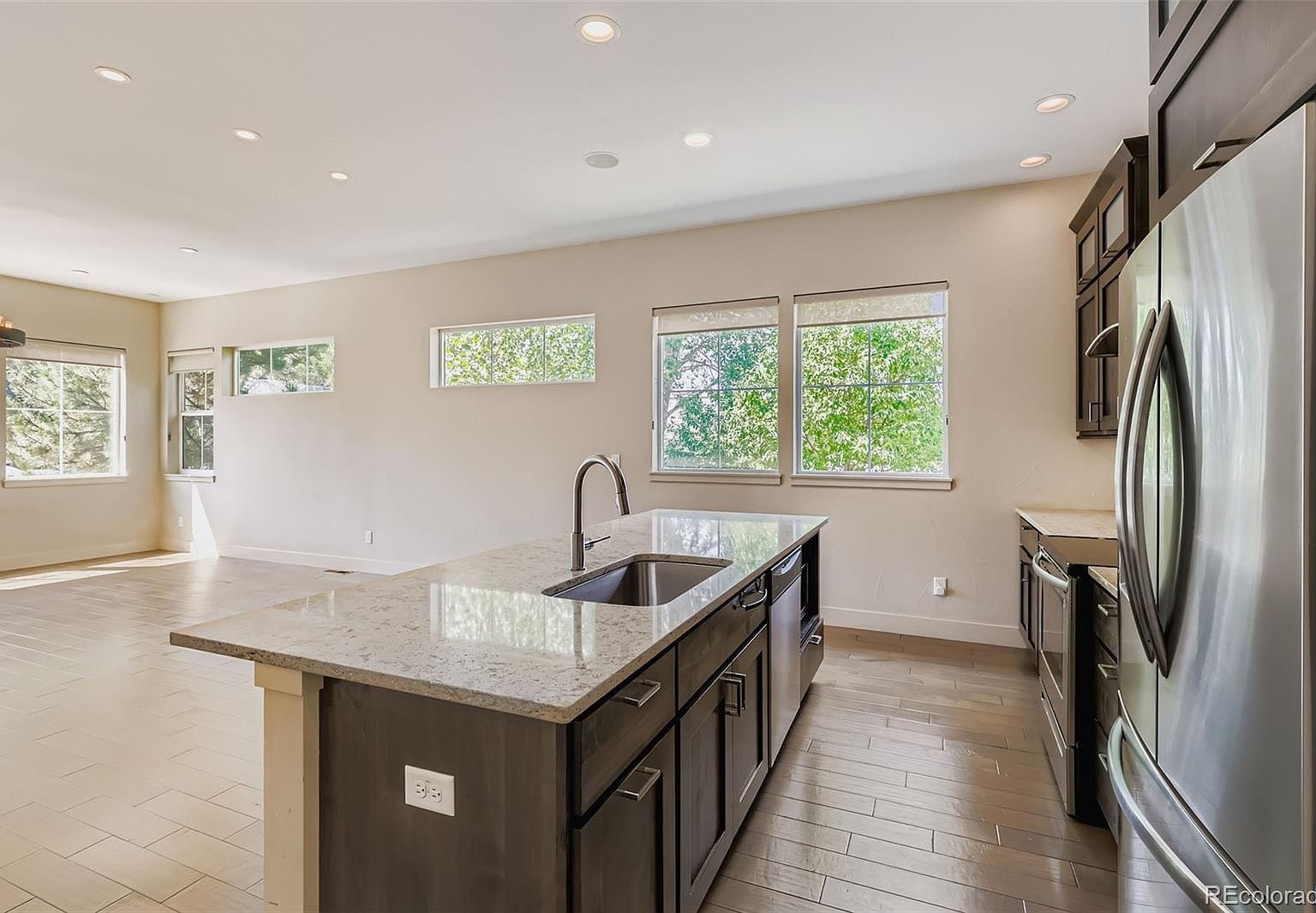 19 S 45th Ave Brighton, CO 80601 - Thumbnail 4